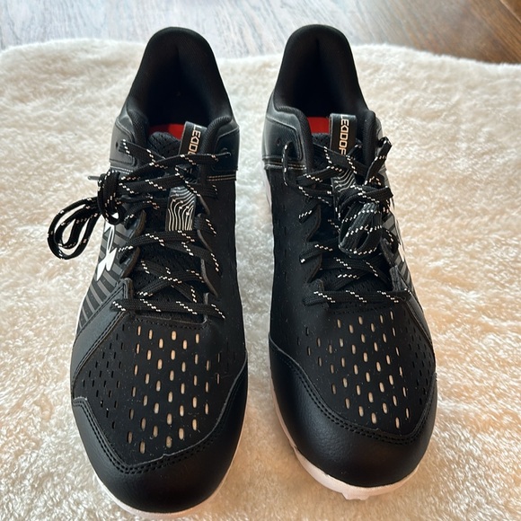 Under armour cleats - Picture 3 of 8